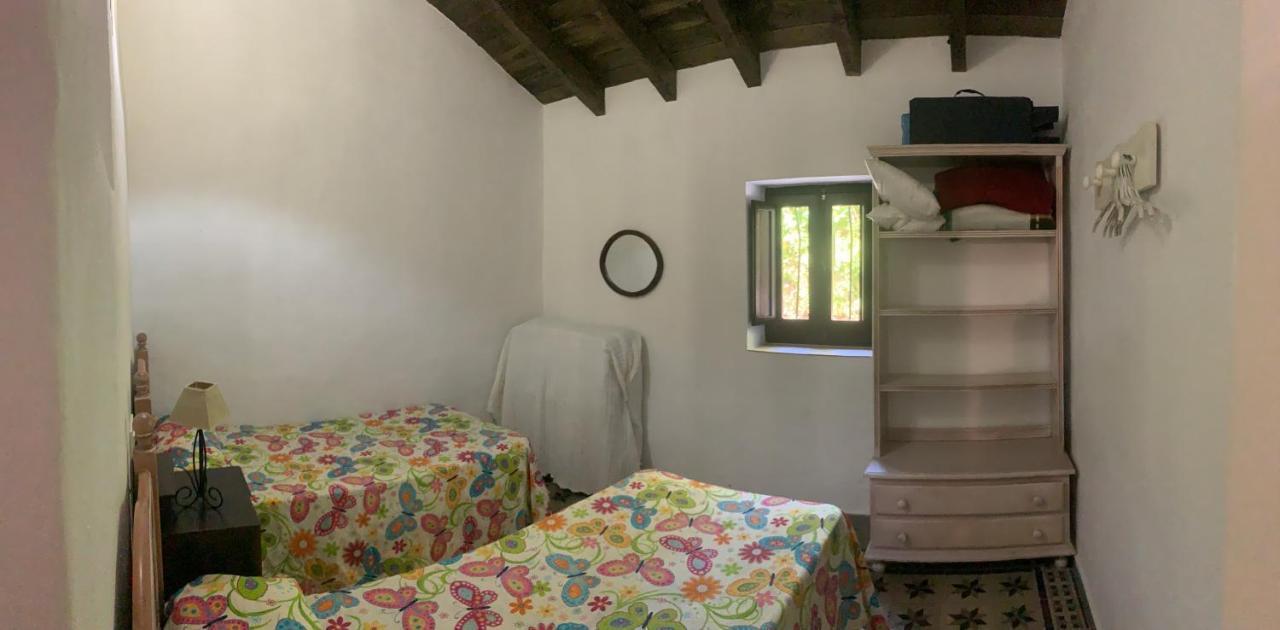 Hostal La Fuente De El Nacimiento Benamahoma Exterior foto